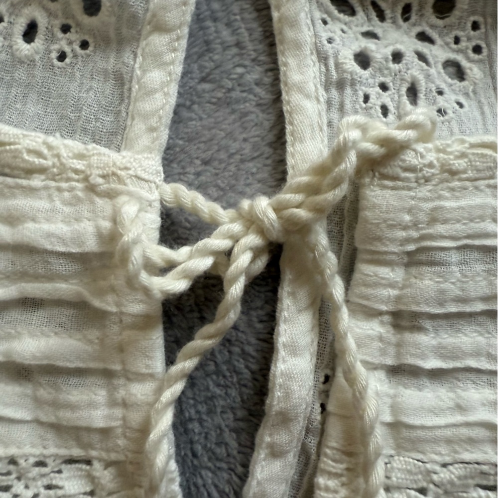 Lucky Brand Schiffley notch neck top Hippie vintage vibes cotton tassel - Picture 11 of 13